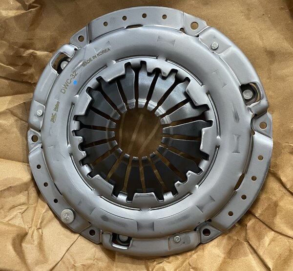 かのん ≡ Корзина сцепления Дэу ЛЕГАНЗА DWC-32-Valeo PHC (Korea) — 1547